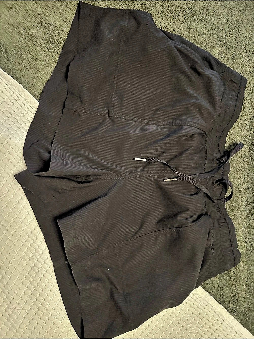Lululemon Ribbed Softstreme High-Rise Short 2" Black